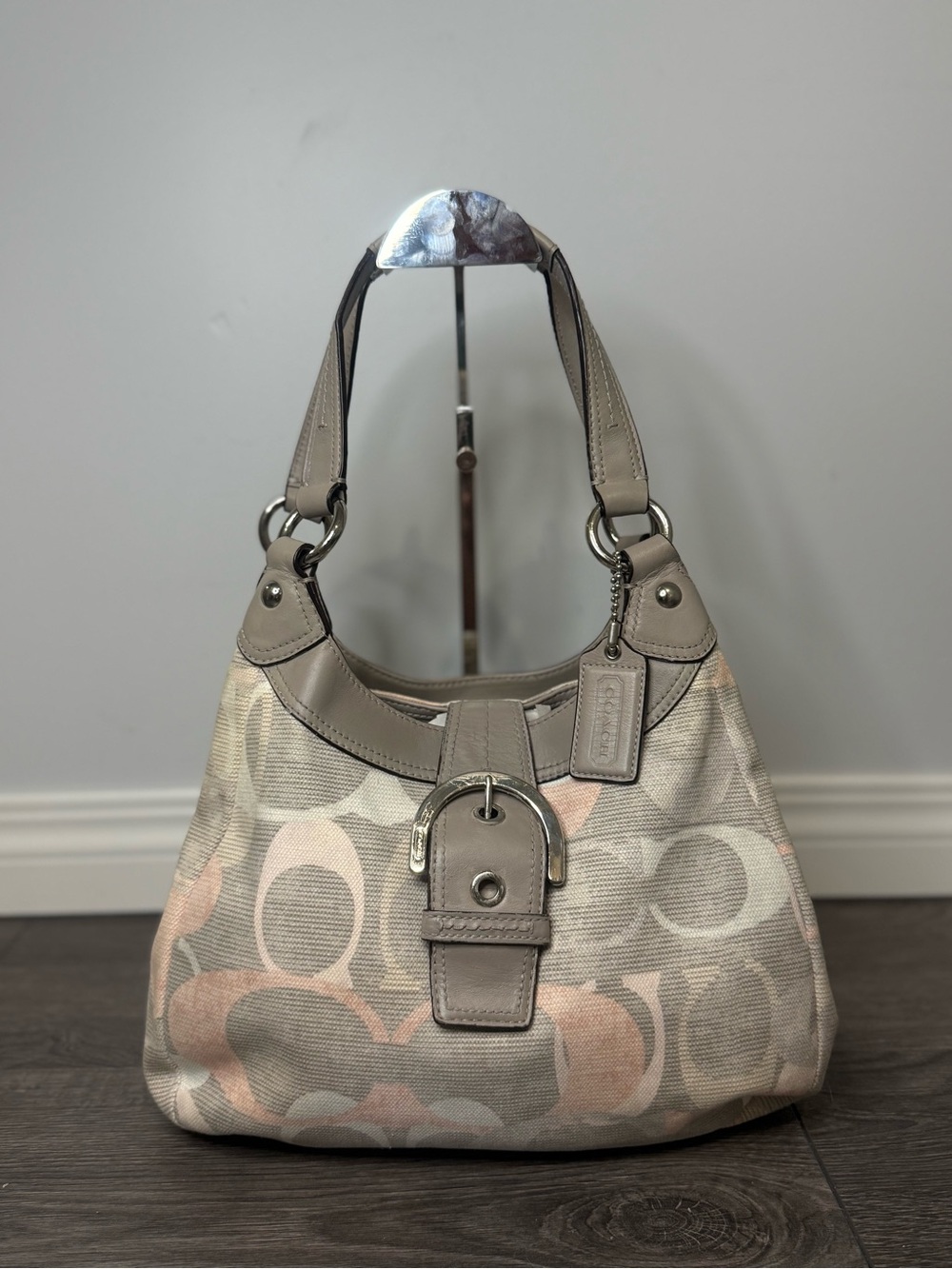 🩷Coach Soho Optic Lynn Hobo Shoulder Bag 2012 F19193 Gray Pink Signature Canvas